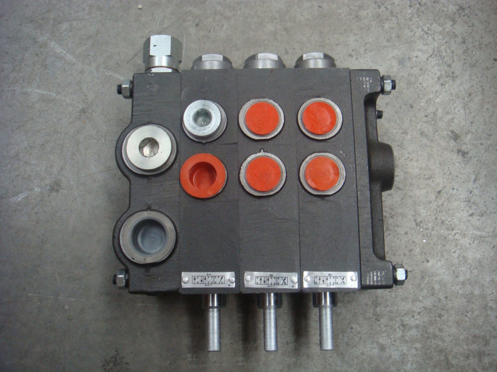 2K92000.pic1_-scaled-1.jpg