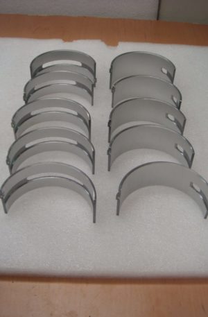 Вкладыши Д3900 коренные R2 +0.50