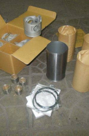 Гильза с поршнем и кольцами ISUZU 4JG2 (к-т из 4х) 587814-4870 , двигателькомплект , поршневая , гильзы , комплекты колец ИСУЗУ 4JG2
