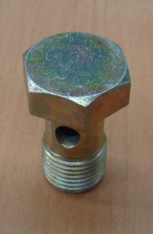 Болт накидной гайки 16х1.5