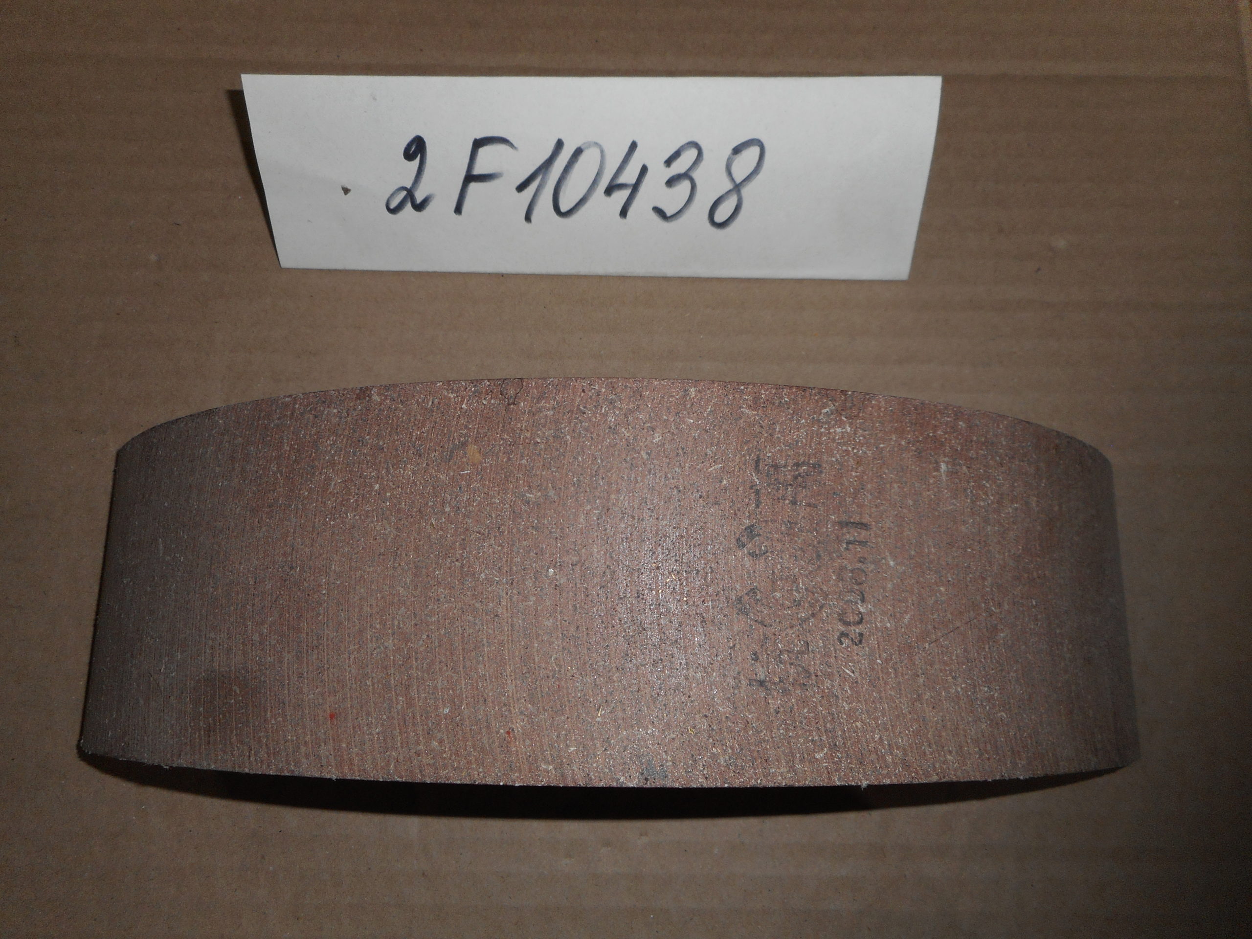 2F10438 - 1