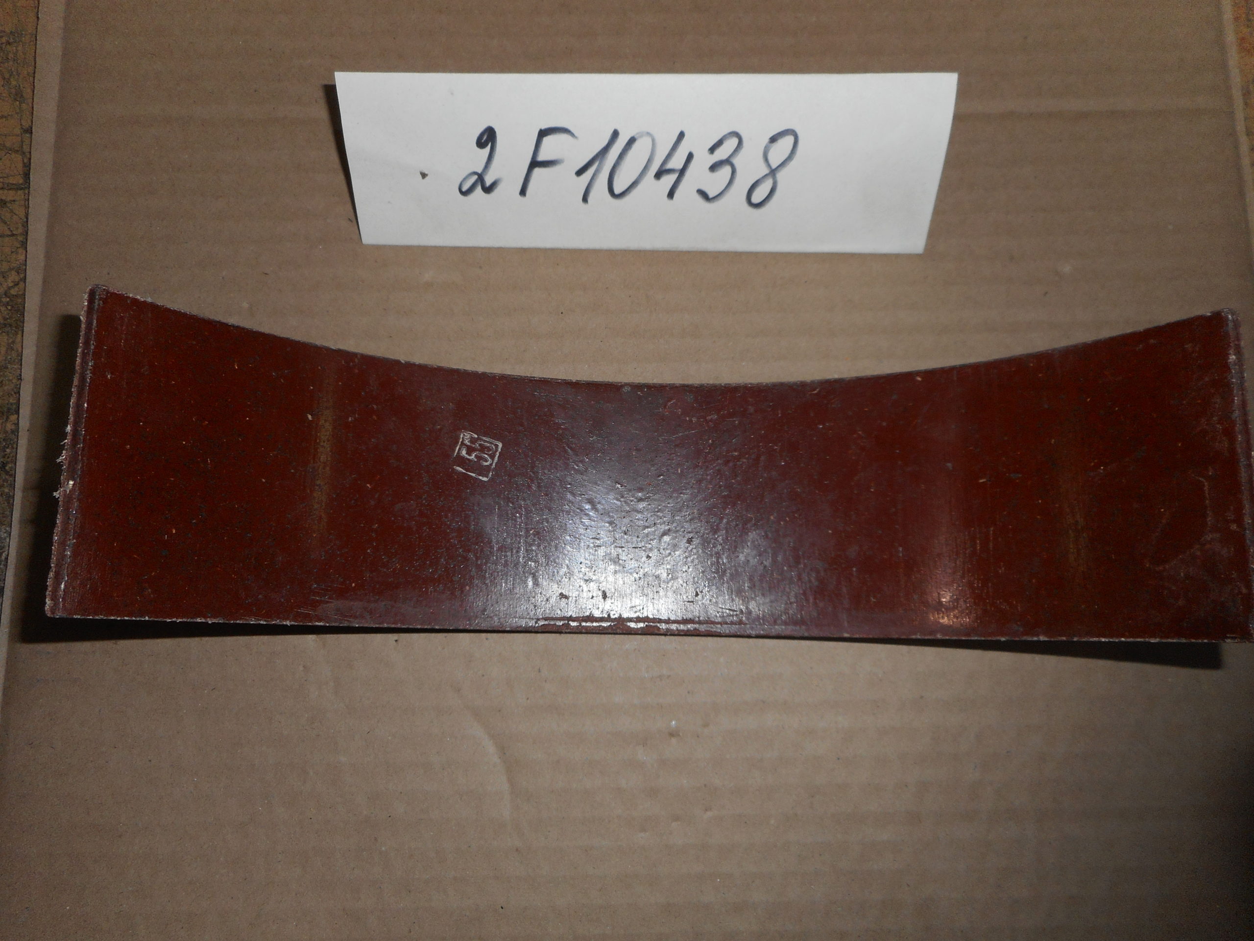 2F10438 - 3