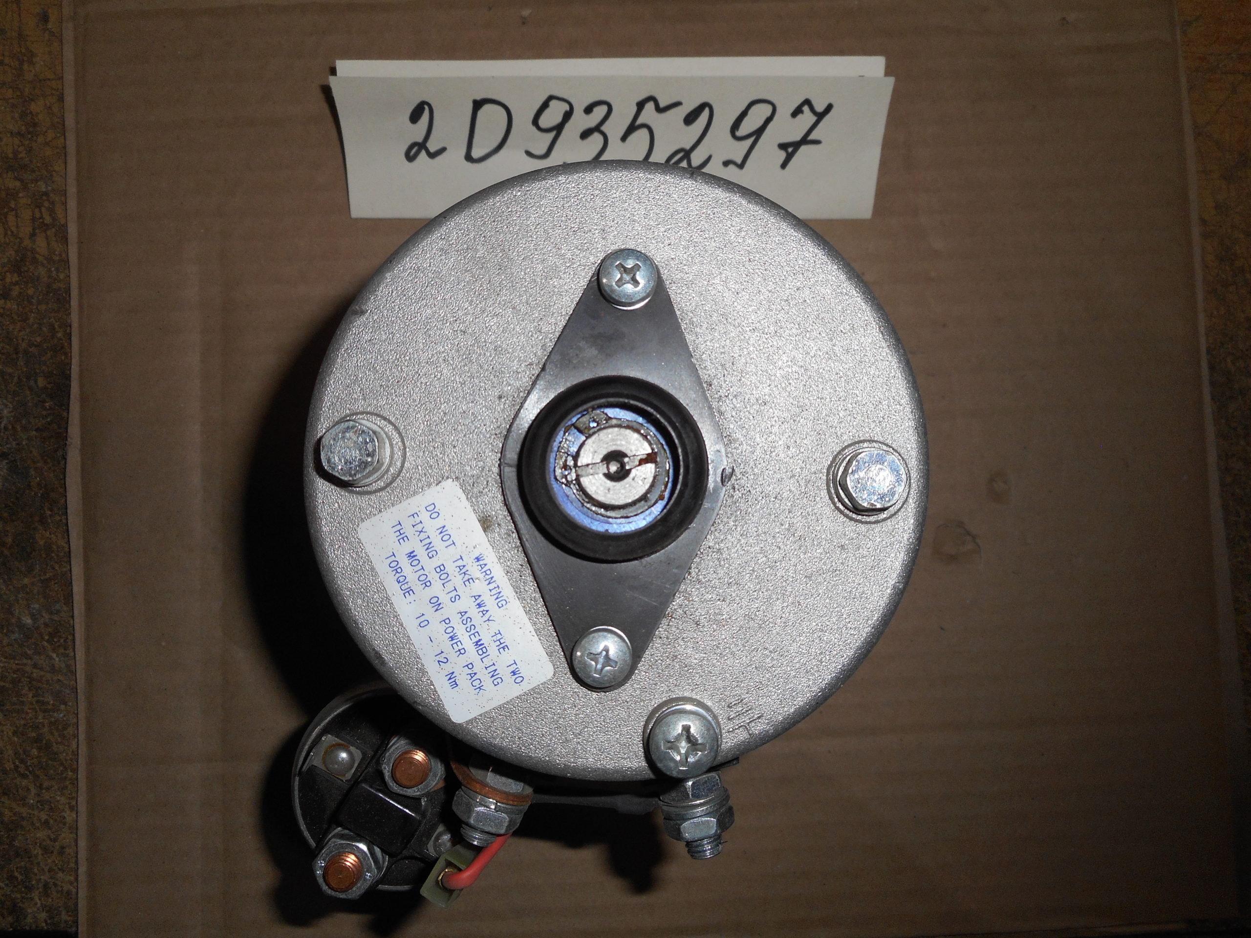 2D935297 - 2